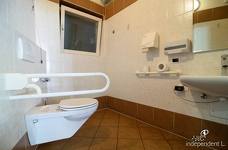 Cabinovia Ortisei - Furnes - Seceda: Servizio igienico per disabili stazione a valle