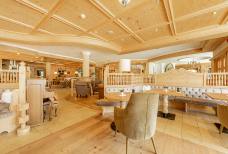 Naturhotel Lüsnerhof - Rezeption und Bar