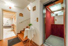 Restaurant Alpenfrieden - Aufzug