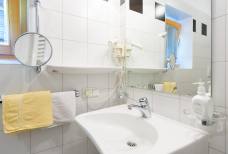 Aparthotel Das Moriggl - Badezimmer Nr. 201