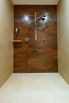 Aparthotel Das Moriggl - Toilette Wellnessbereich