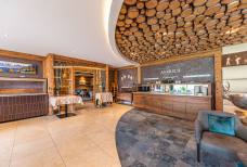 Andreus Golfhotel - Rezeption und Bar
