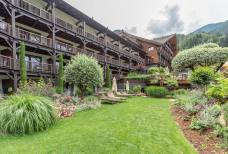 Andreus Golfhotel - Garten und olympisches Becken
