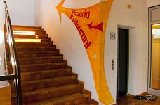 Pizzeria Hallenbad, Sportwell Malles - Fahrstühle
