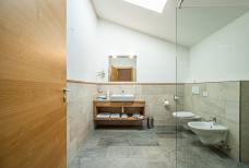 Sterzinger Moos - Room 301 – Bathroom