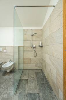 Sterzinger Moos - Room 301 – Bathroom