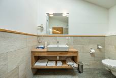 Sterzinger Moos - Room 301 – Bathroom