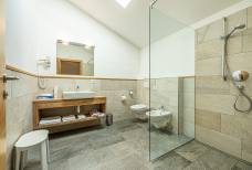 Sterzinger Moos - Room 301 – Bathroom