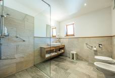 Sterzinger Moos - Room 220 - Bathroom