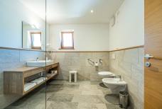Sterzinger Moos - Room 220 - Bathroom