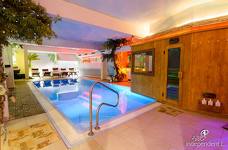 Wellness Hotel Engel - Hallenbad -1. Stock
