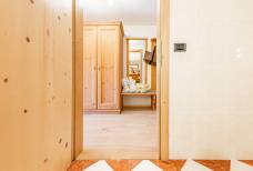 Ganis Resort - Bad im Zimmer 202