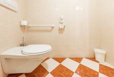 Ganis Resort - Bad im Zimmer 202