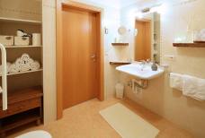 Stacherhof - Bad rollstuhlgerechte Ferienwohnung Arnika
