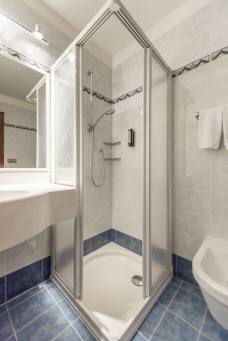 Hotel Tschurtschenthaler - Bad vom Zimmer 15