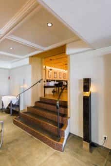 Hotel Fayn - Treppe