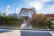 Bistro Schlaneiderhof - Stufe Zugangsweg