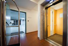 Moar's Hotel - Aufzug