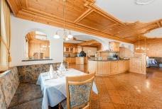 Hotel Jú Furcia - Furkelpass - St. Vigil in Enneberg: Speisesaal
