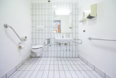 Hallenbad Bozen - Toilette
