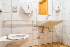 Umlaufbahn St. Ulrich-Seiser Alm: Barrierefreie Toilette Bergrestaurant Seuc