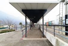 Diese Rampe führt vom reservierten Stellplatz zum Bahnsteig 1.