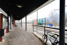 Diese Rampe führt vom reservierten Stellplatz zum Bahnsteig 1.