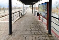 Diese Rampe führt vom reservierten Stellplatz zum Bahnsteig 1.