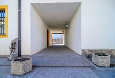 Durchgangsrampe zum Bahnsteig 1