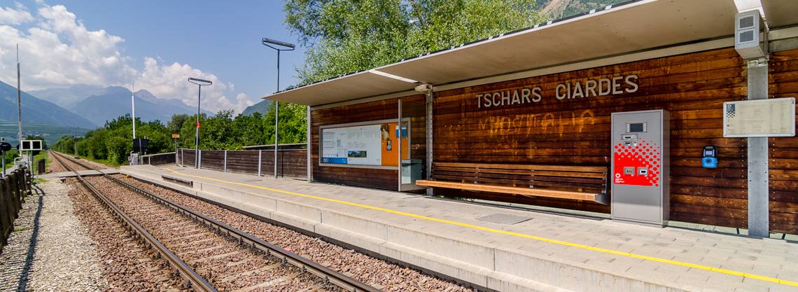 Bahnhof Tschars