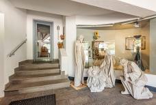 Krippenmuseum Maranatha - Stufen zum Atelier und zur Schnitzwerkstatt