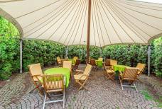 Hotel Bacherhof - Freibad und Garten